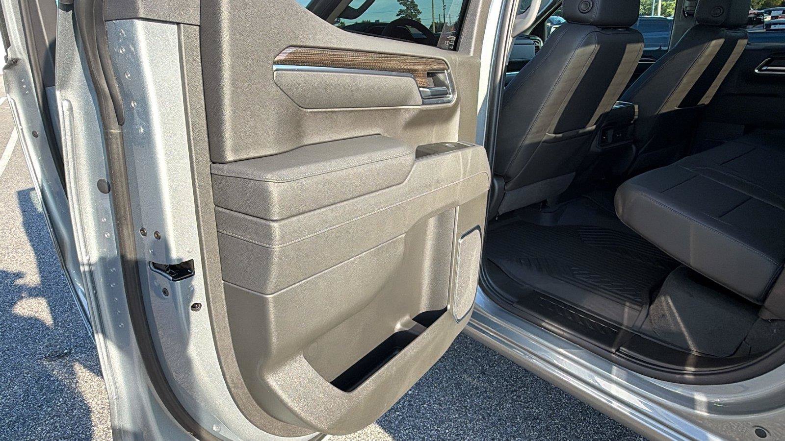 New 2026 Chevrolet Silverado 1500 LT Trail Boss w/ LT Trail Boss Premium Package AWD/4WD image 19