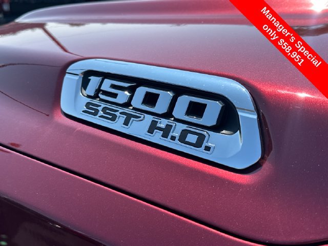 Used 2025 RAM 1500 Tungsten w/ Off Road Group AWD/4WD image 9