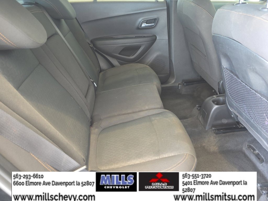 Used 2018 Chevrolet Trax LS FWD image 23