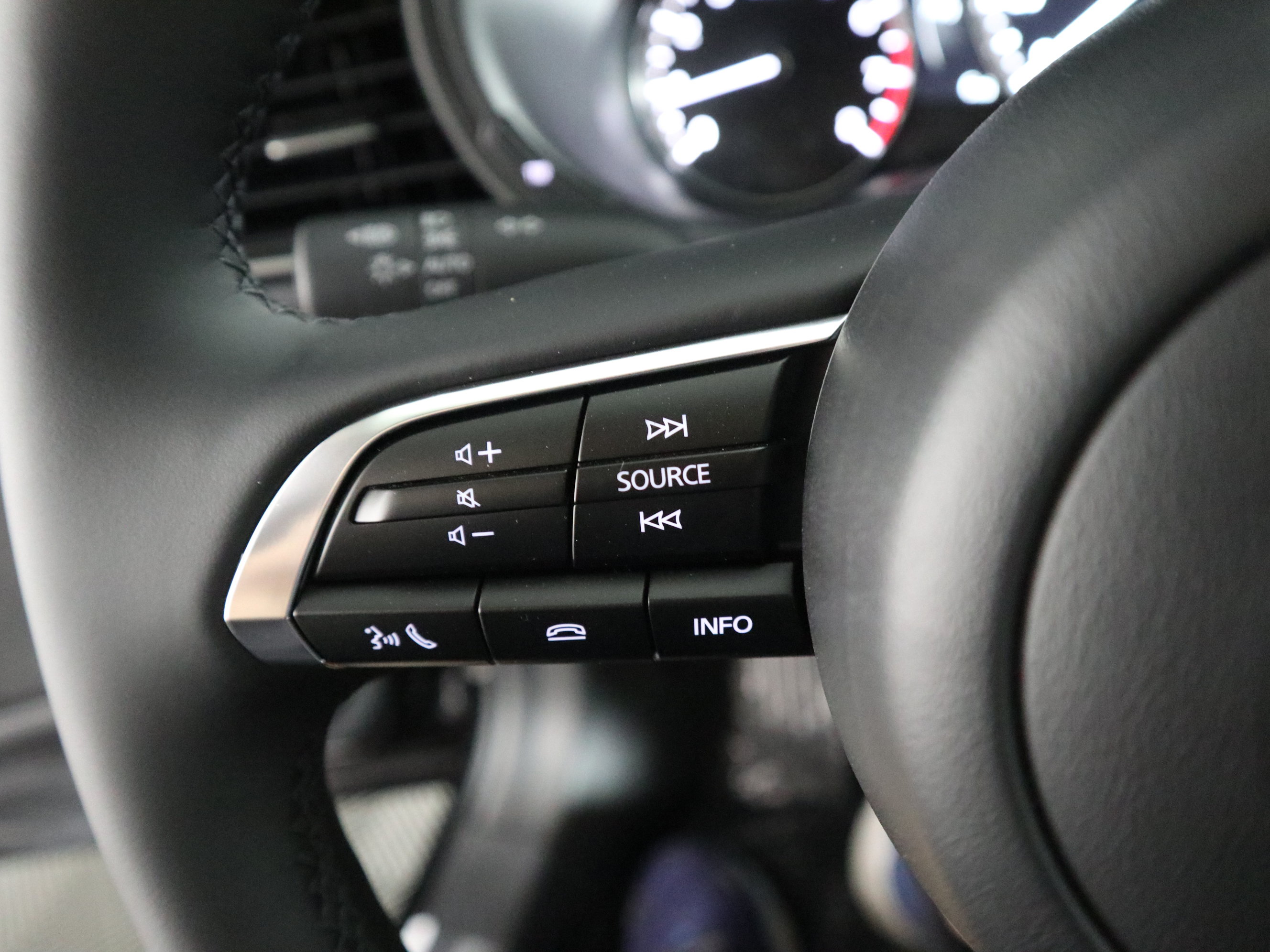 New 2026 MAZDA CX-30 AWD 2.5 S w/ Premium Package image 25