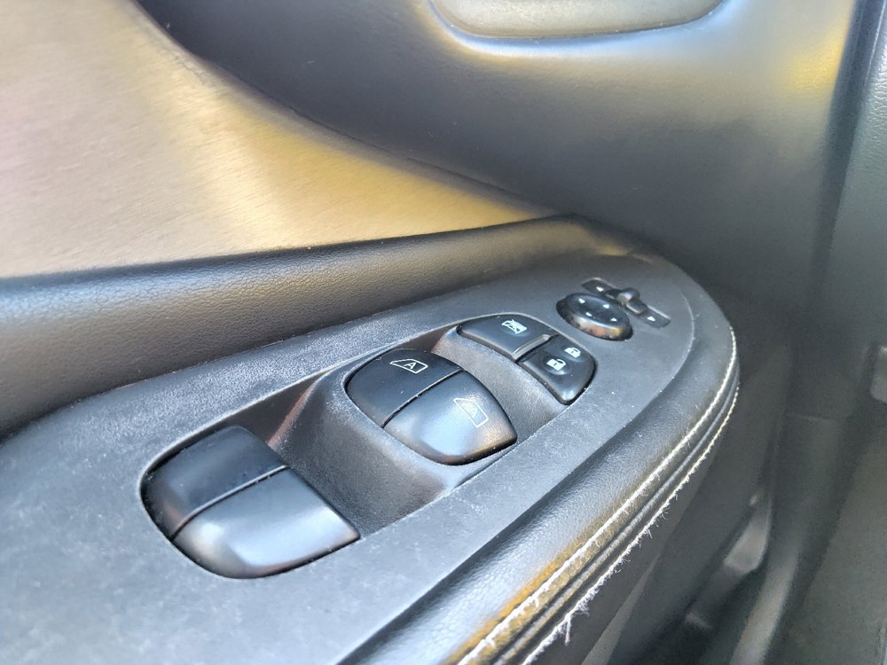 Used 2020 Nissan Murano S AWD/4WD image 27