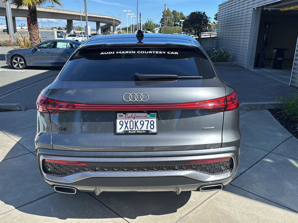 Certified 2025 Audi Q5 Premium Plus w/ Premium Plus AWD/4WD image 7
