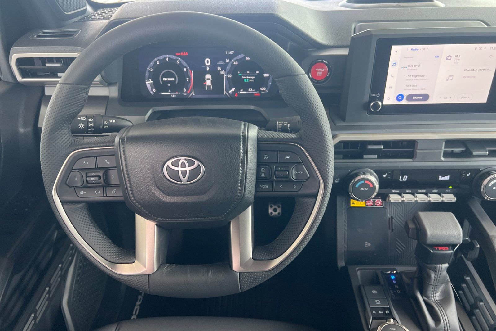 New 2026 Toyota Tacoma TRD Sport w/ TRD Sport Upgrade Package AWD/4WD image 11