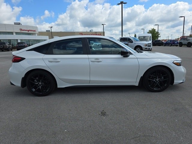 Used 2025 Honda Civic Sport image 6