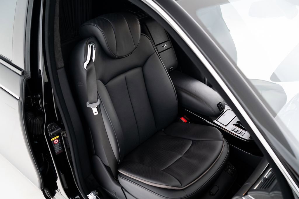 Used 2007 Maybach 62 S RWD image 51