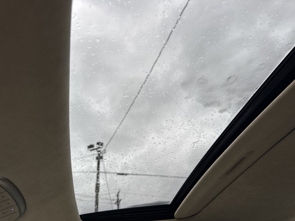 Used 2017 Genesis G90 3.3T Premium image 38