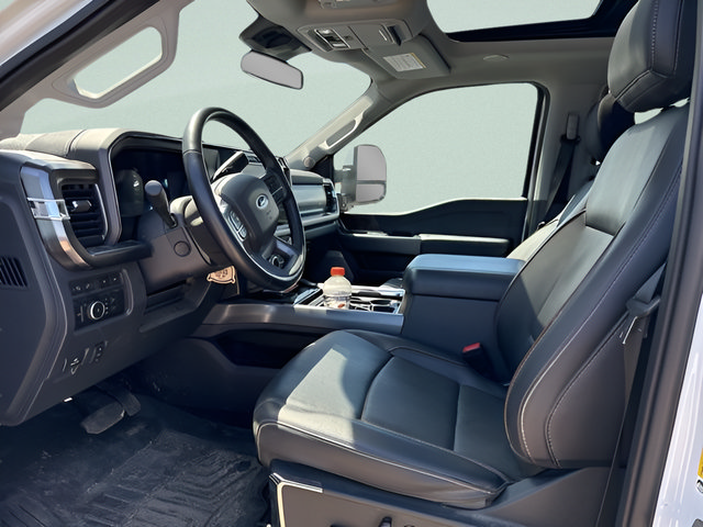 Used 2023 Ford F450 Lariat w/ Lariat Ultimate Package AWD/4WD image 10