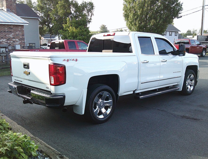Used 2017 Chevrolet Silverado 1500 LTZ AWD/4WD image 7