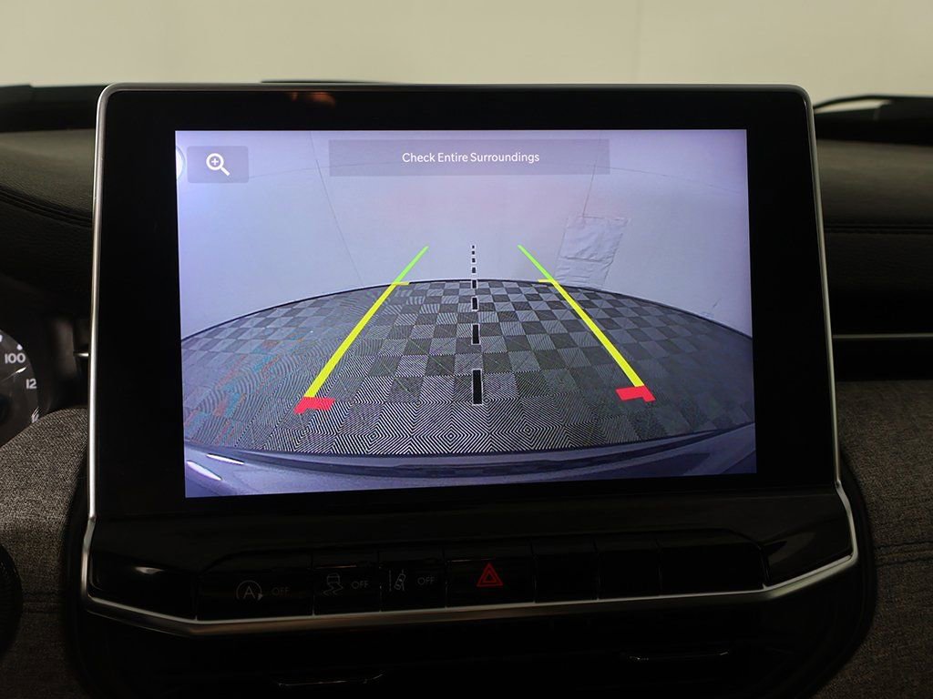 Used 2022 Jeep Compass Latitude image 40