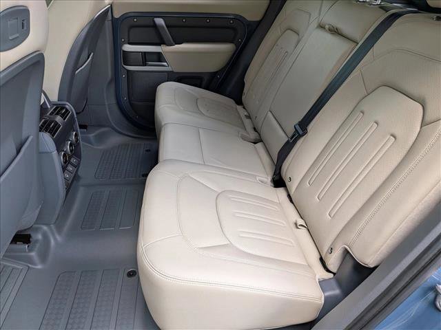 Used 2021 Land Rover Defender 110 SE image 20