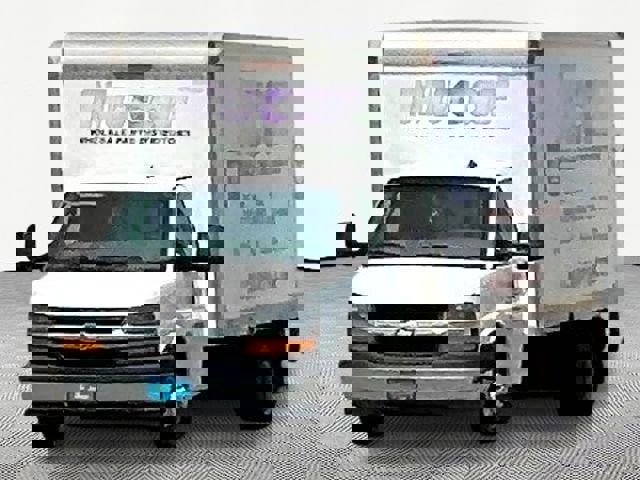 New 2025 Chevrolet Suburban Premier image 5