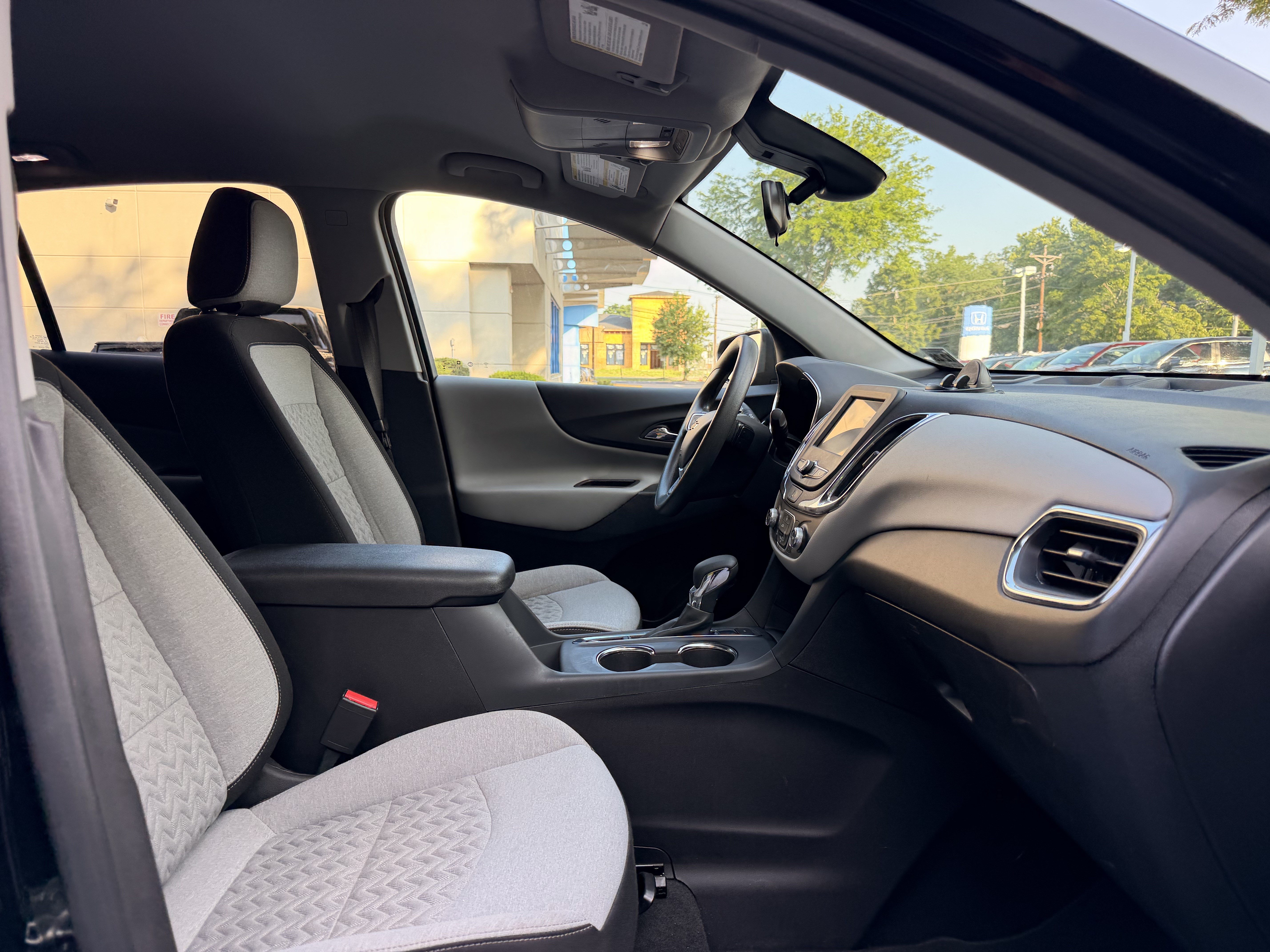 Used 2024 Chevrolet Equinox LS w/ LS Convenience Package AWD/4WD image 16