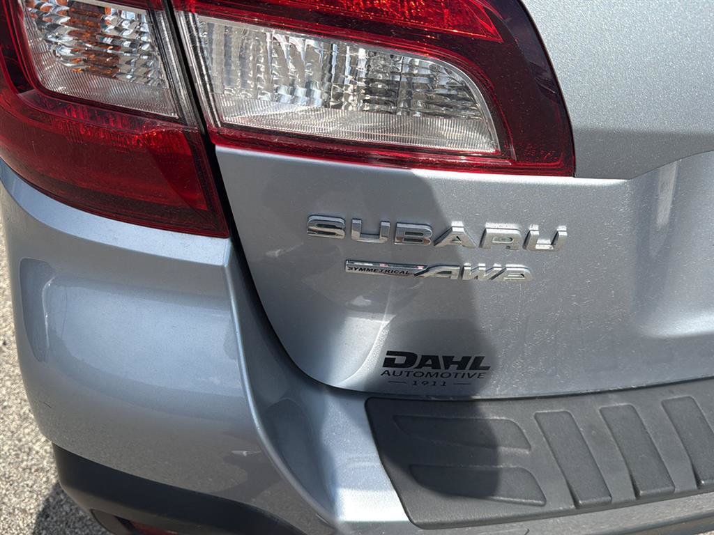 Used 2019 Subaru Outback 2.5i Premium AWD/4WD image 11