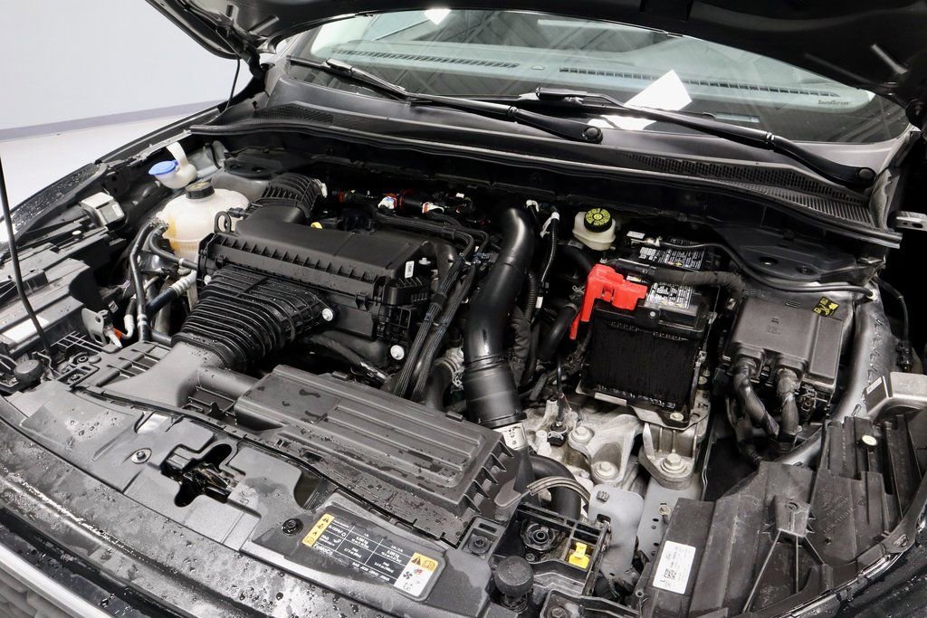 Certified 2025 Ford Escape Platinum image 17