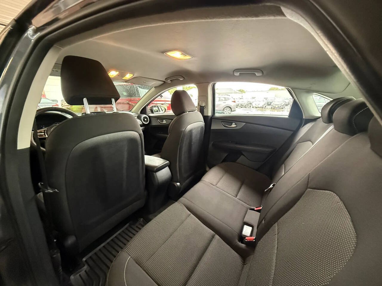Used 2019 Kia Forte LXS FWD image 13
