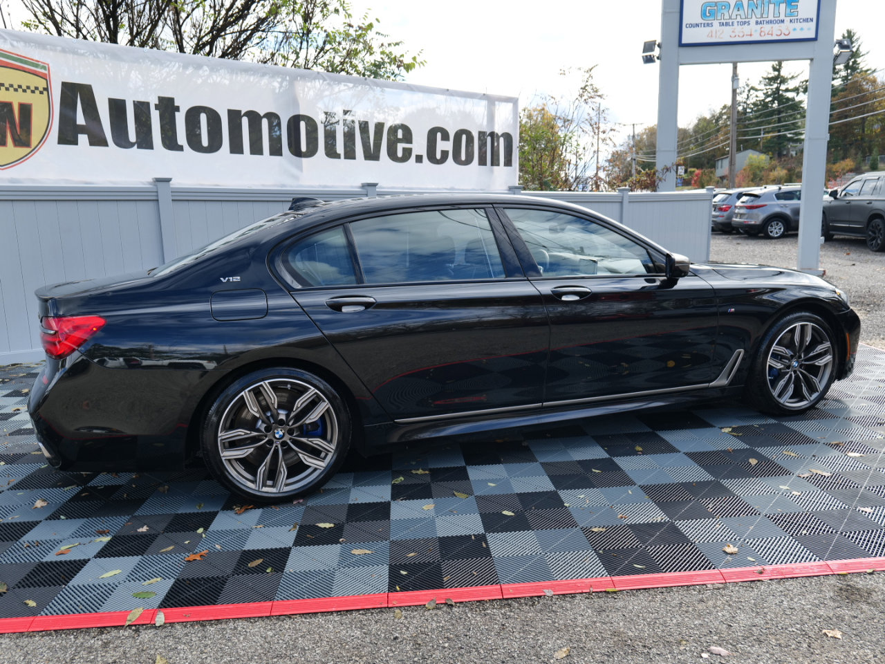 Used 2018 BMW M760i xDrive image 67
