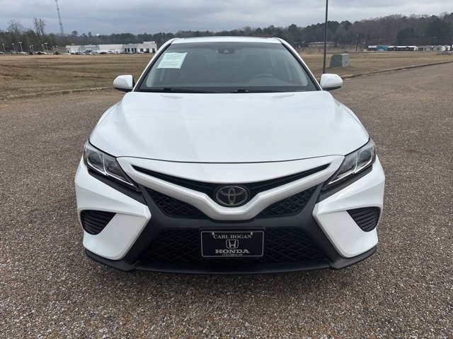 Used 2020 Toyota Camry SE image 6