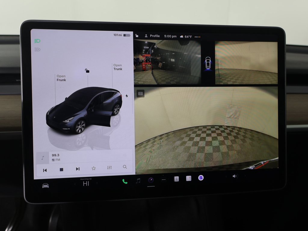 Used 2024 Tesla Model Y Long Range image 40