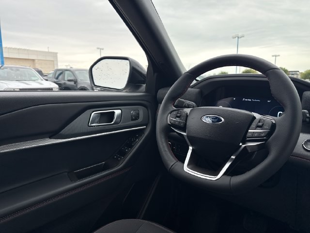 New 2026 Ford Explorer ST-Line w/ ST-Line Street Pack AWD/4WD image 18