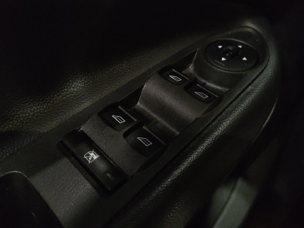 Used 2016 Ford Escape S FWD image 27