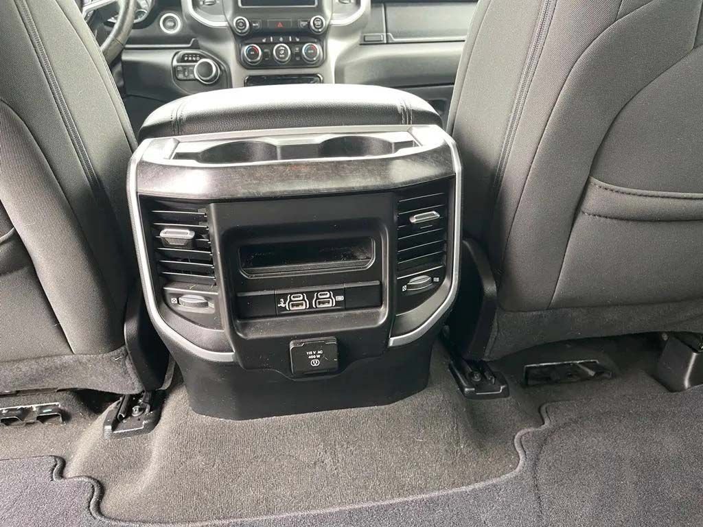 Used 2020 RAM 1500 Big Horn AWD/4WD image 18