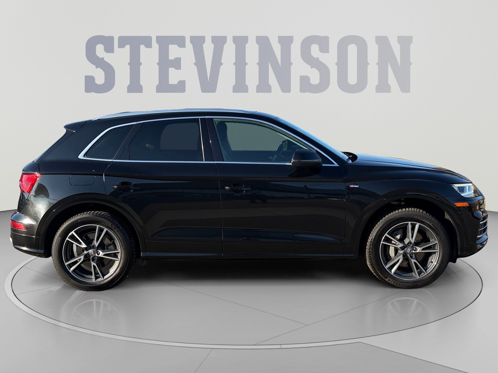 Used 2020 Audi Q5 e Premium Plus w/ Premium Plus Package AWD/4WD image 6