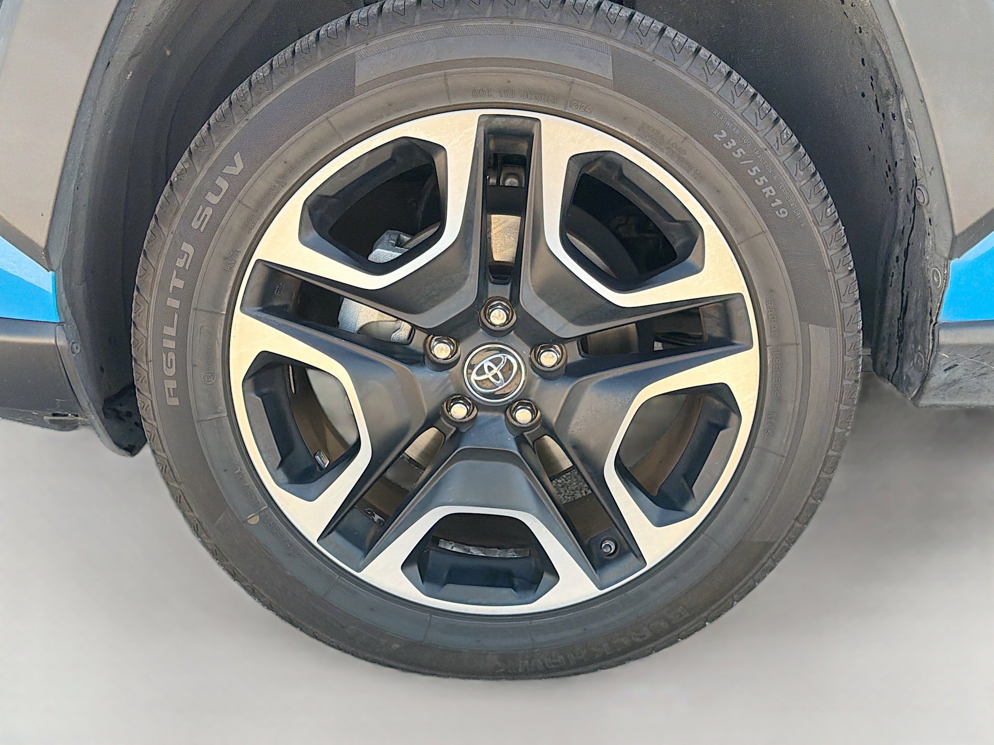 Used 2019 Toyota RAV4 Adventure w/ Cold Weather Package image 40