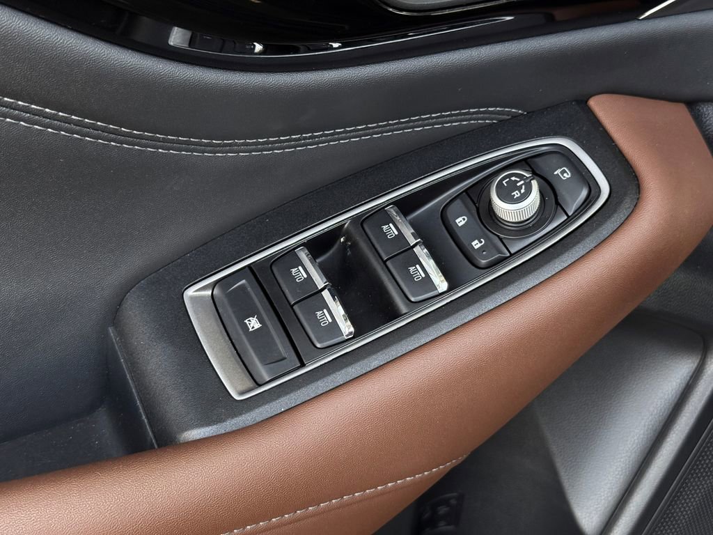 Used 2022 Subaru Outback Touring XT w/ Popular Package #2 image 22