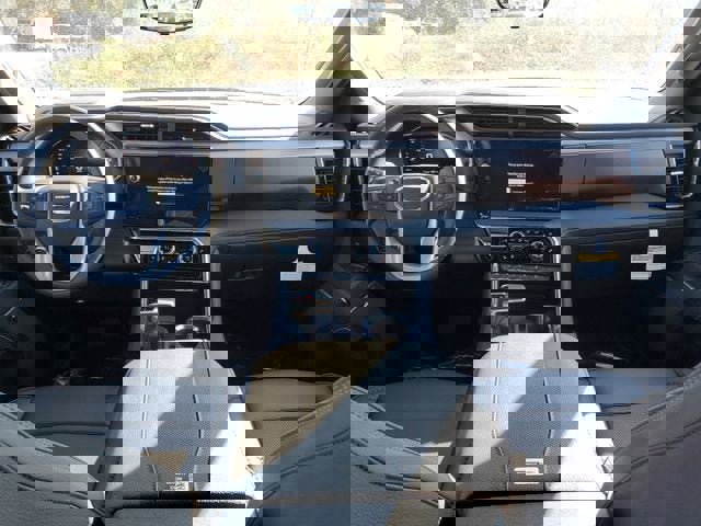 New 2026 GMC Sierra 1500 Denali w/ Denali Reserve Package image 13