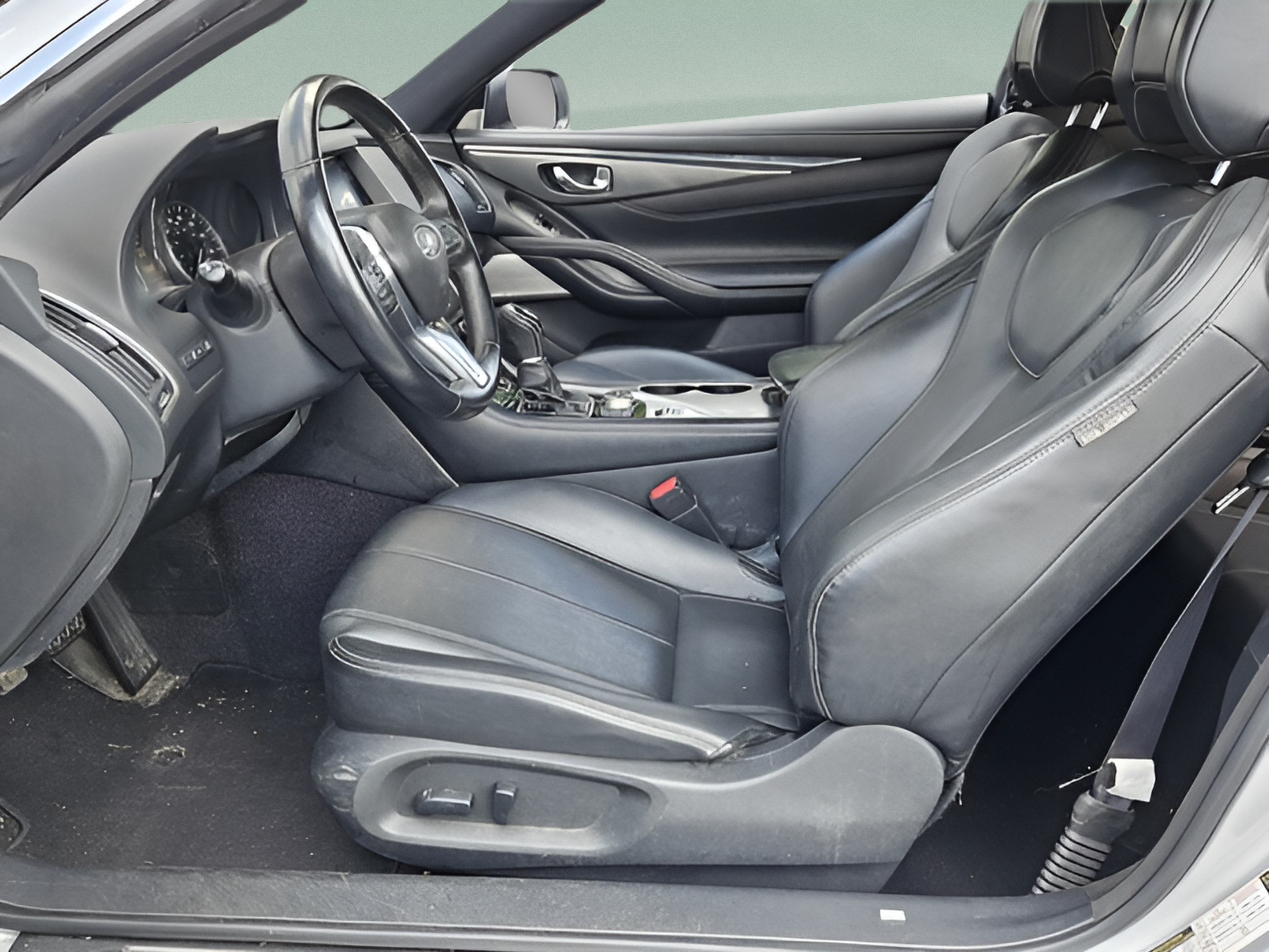 Used 2020 INFINITI Q60 3.0t Luxe RWD image 11