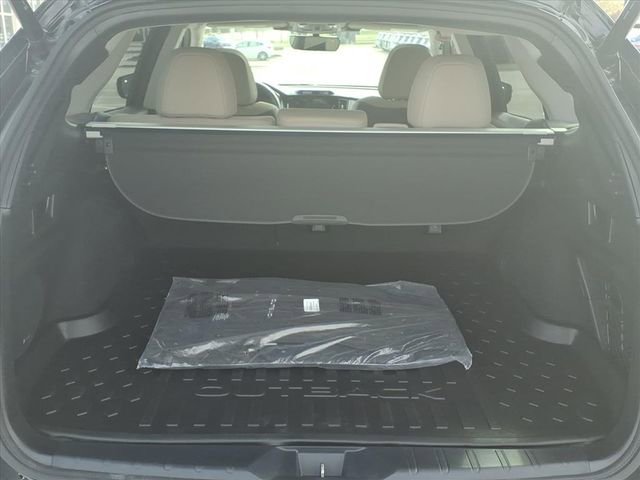 Used 2025 Subaru Outback Limited XT image 6