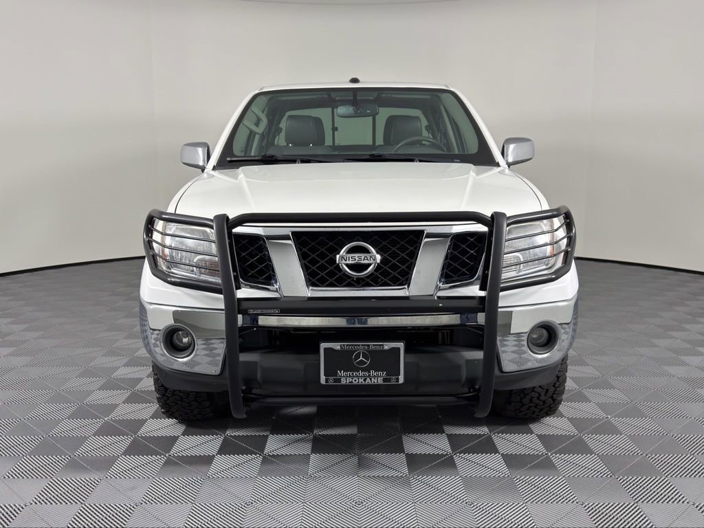 Used 2019 Nissan Frontier SL image 2