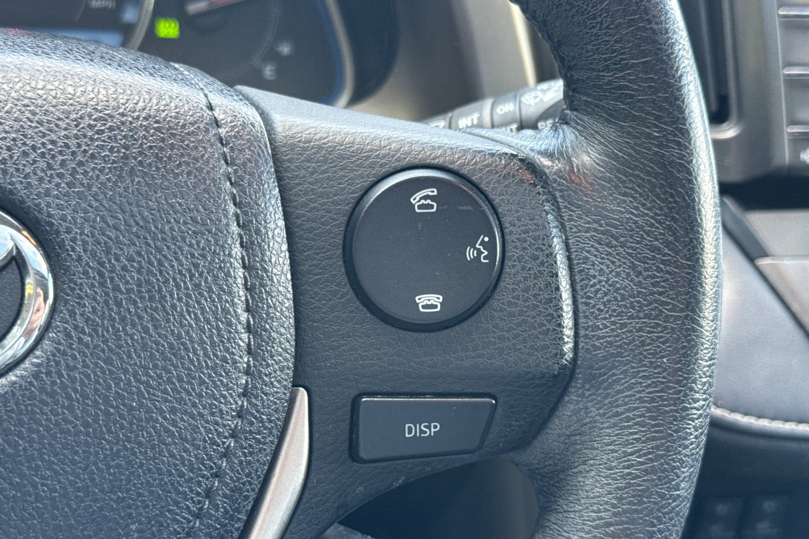 Used 2013 Toyota RAV4 Limited AWD/4WD image 28