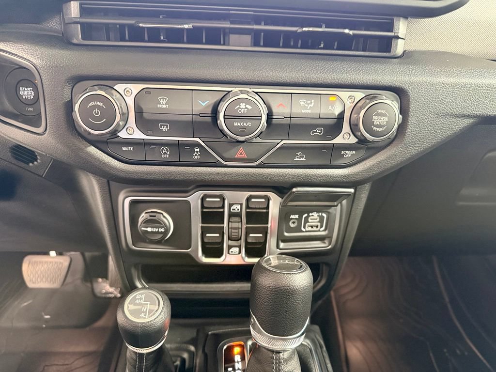 Used 2025 Jeep Gladiator Sport AWD/4WD image 15