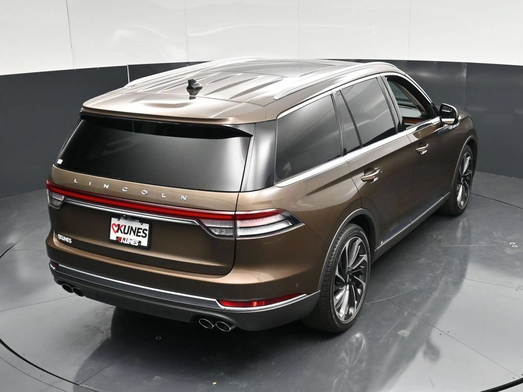 Used 2022 Lincoln Aviator Reserve w/ Equipment Group 201A AWD/4WD image 47