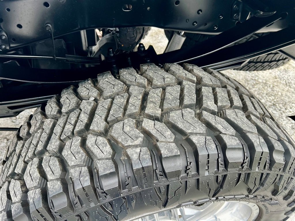 Used 2013 Ford F350 Platinum w/ FX4 Off Road Pkg image 15