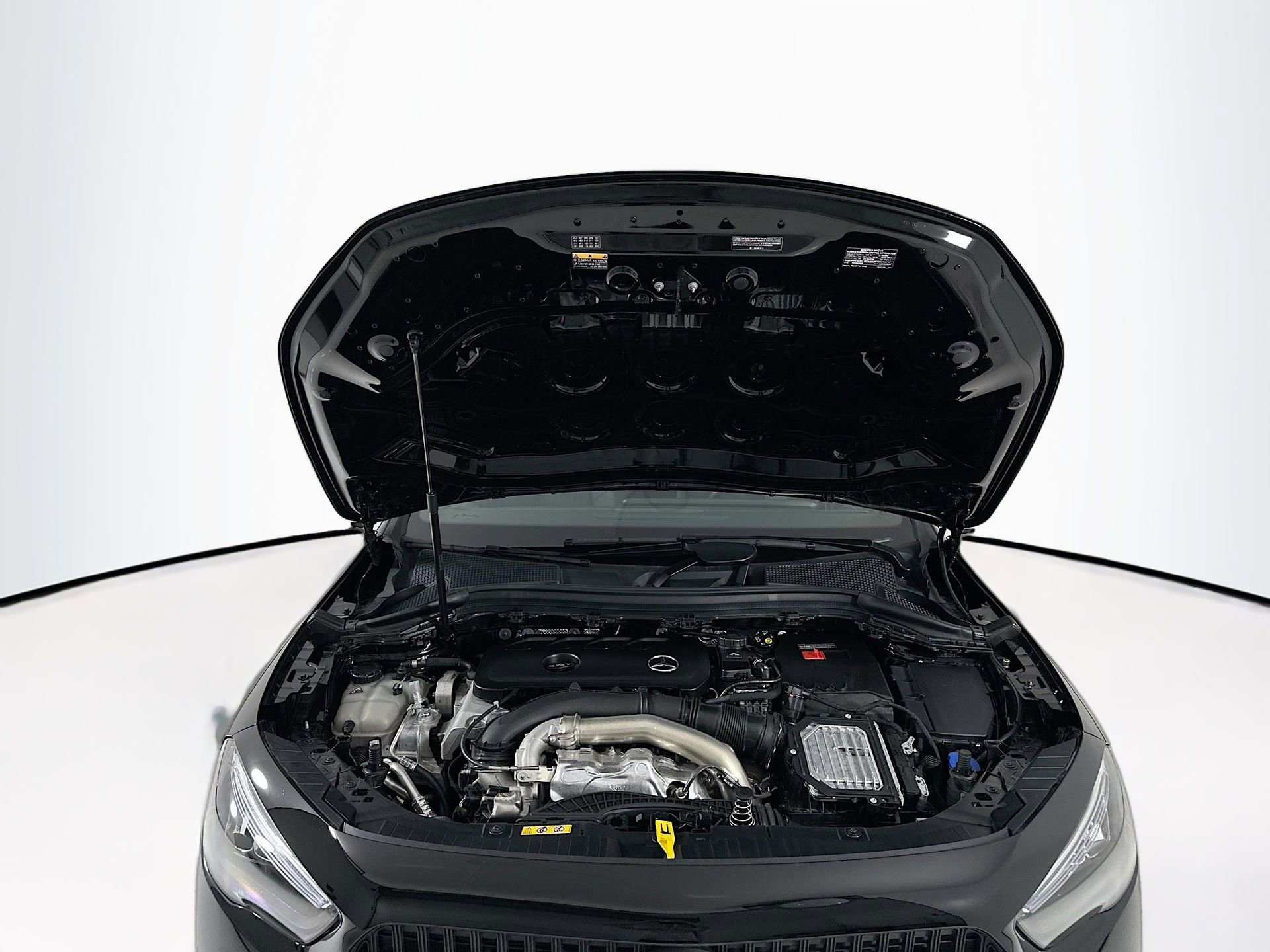 Certified 2025 Mercedes-Benz GLA 250 4MATIC image 33