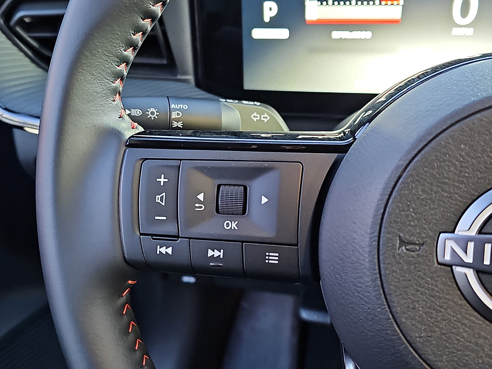 Certified 2025 Nissan Kicks SR AWD/4WD image 22