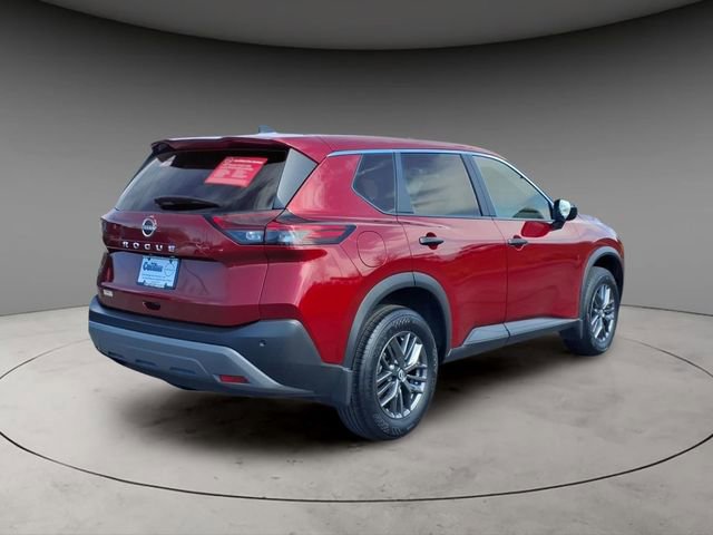 Used 2023 Nissan Rogue S image 9