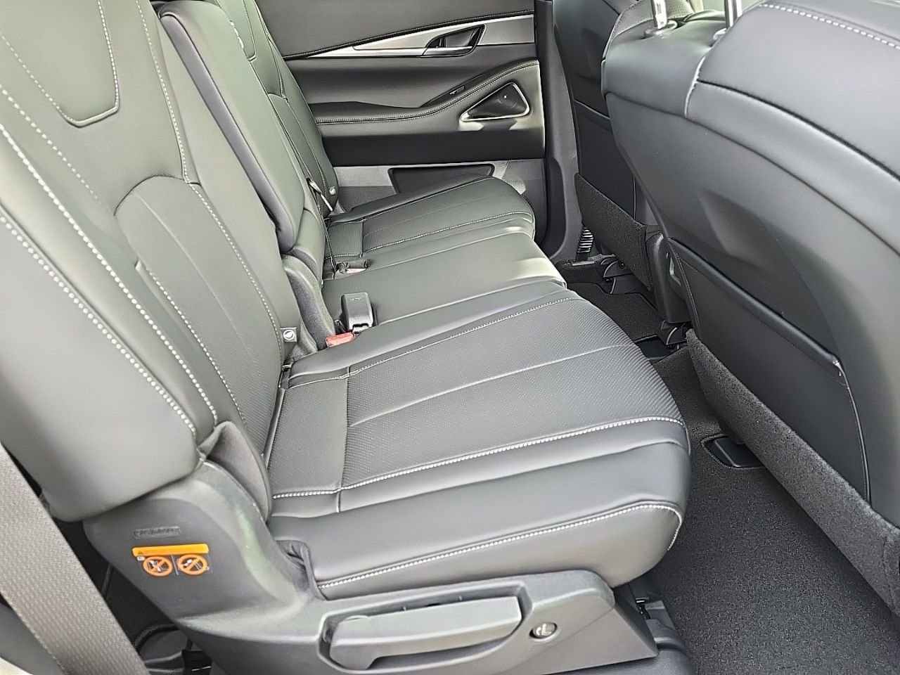 New 2026 INFINITI QX60 Luxe AWD/4WD image 34