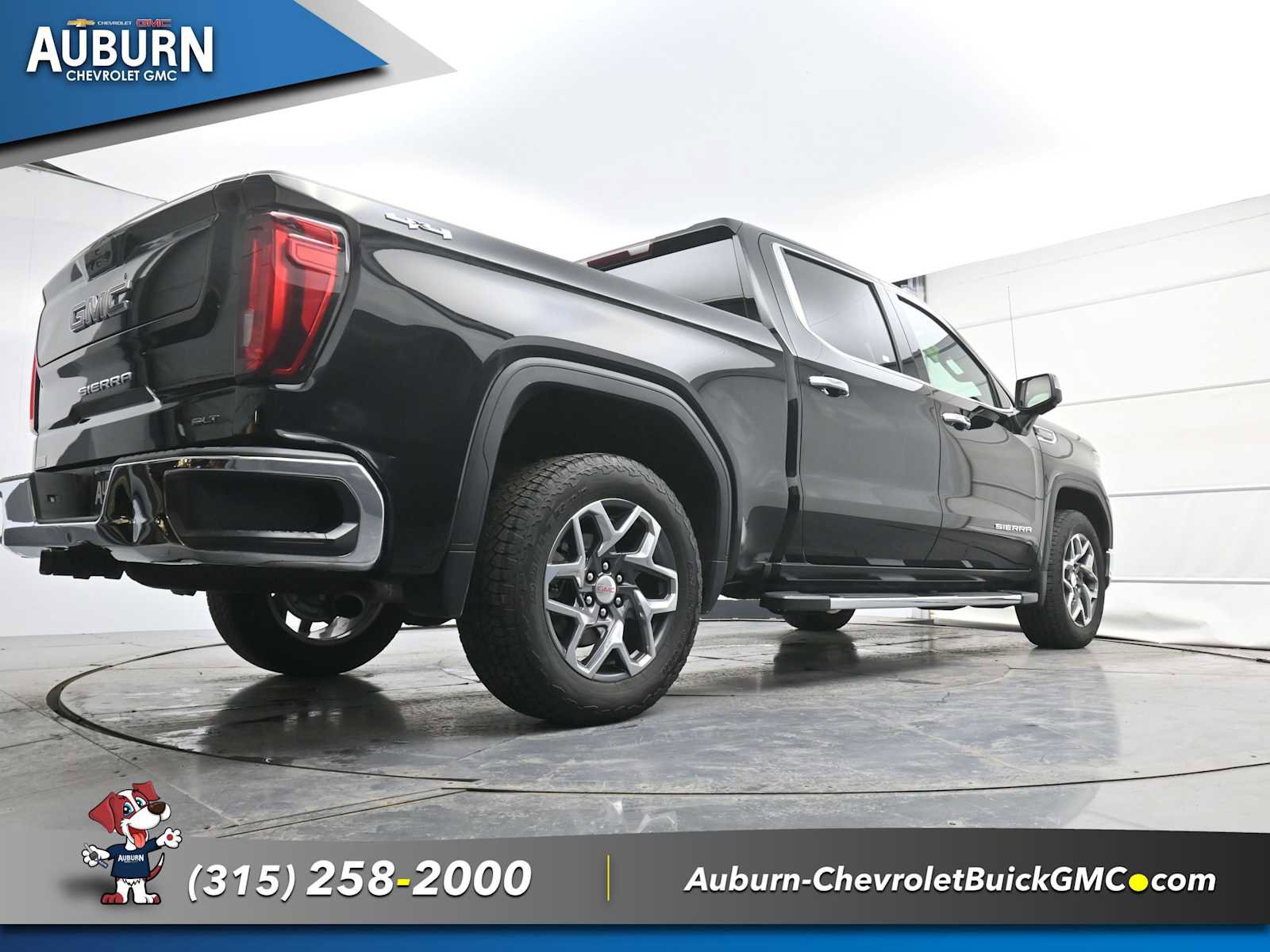 Used 2024 GMC Sierra 1500 SLT image 21