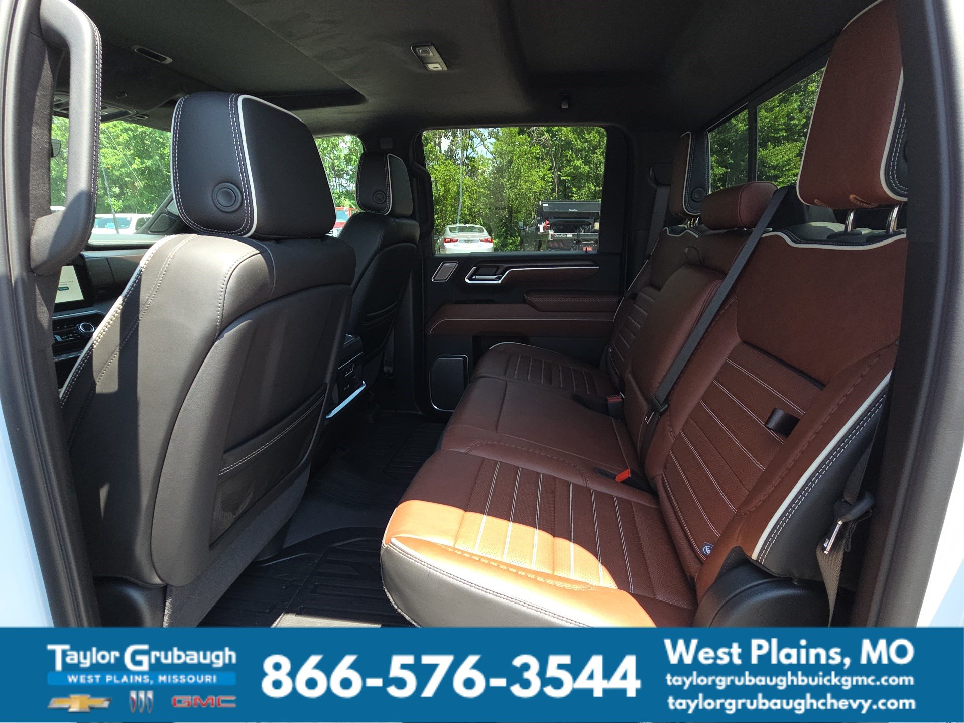 Used 2026 GMC Sierra 3500 Denali Ultimate AWD/4WD image 32