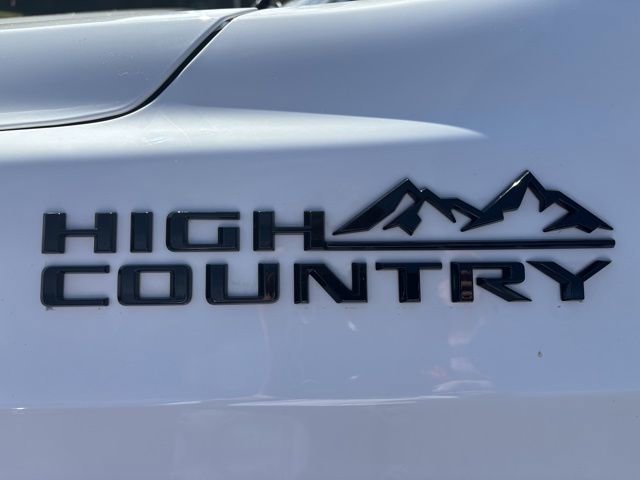Used 2024 Chevrolet Tahoe High Country image 11