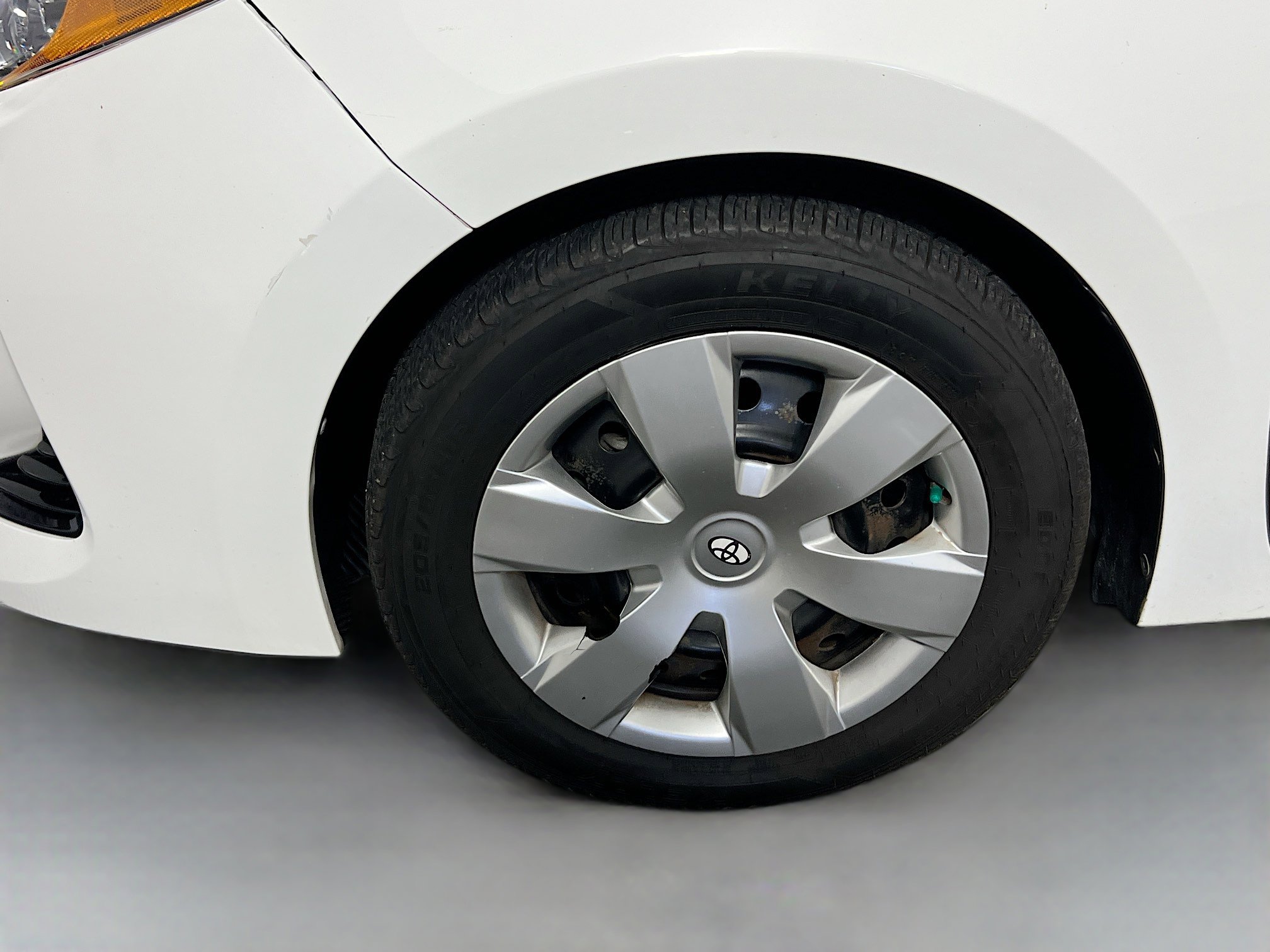 Used 2018 Toyota Corolla LE image 13