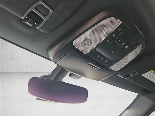 Used 2021 Dodge Durango R/T w/ Blacktop Package AWD/4WD image 21