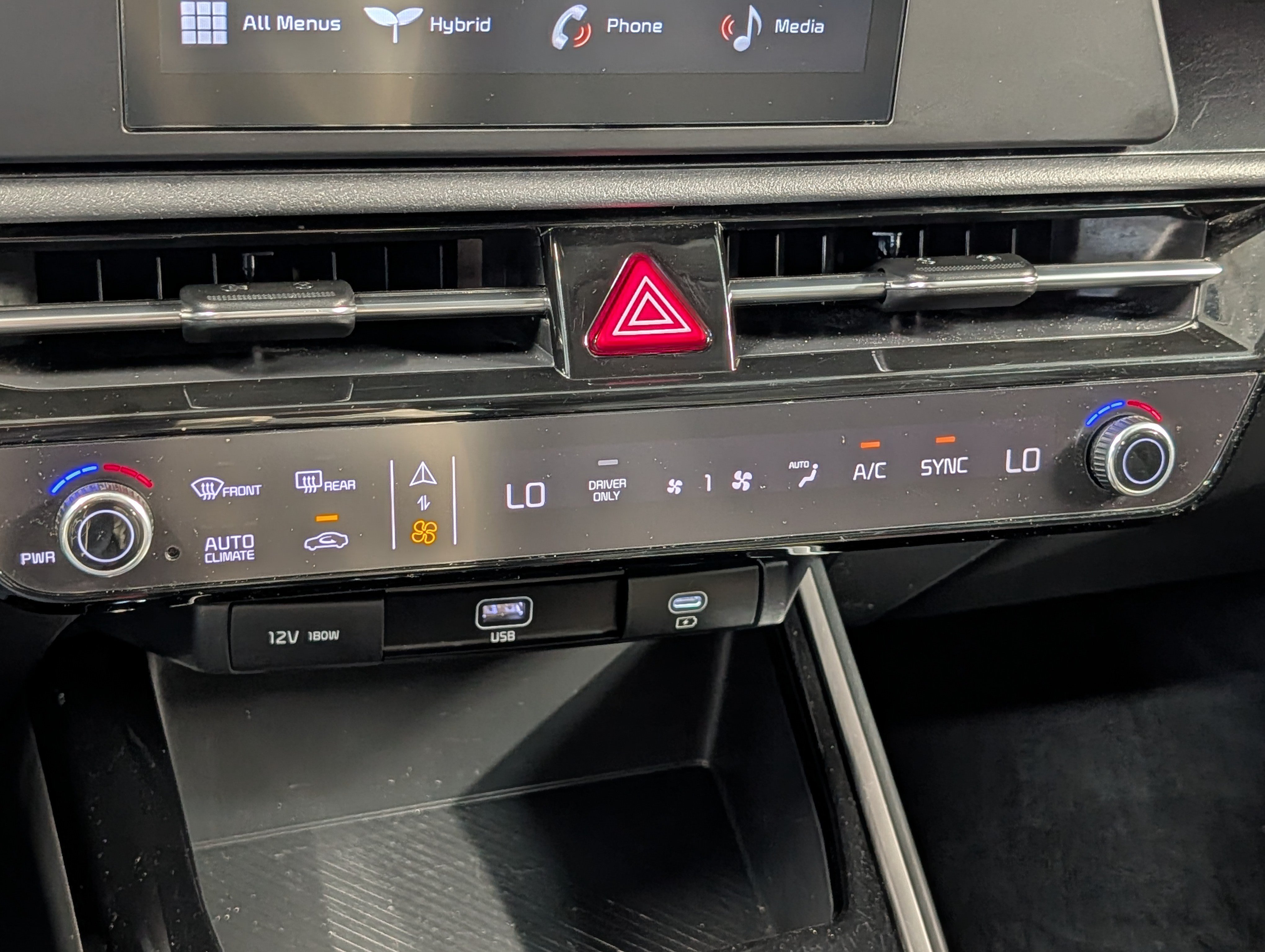 Certified 2026 Kia Niro LX FWD image 23