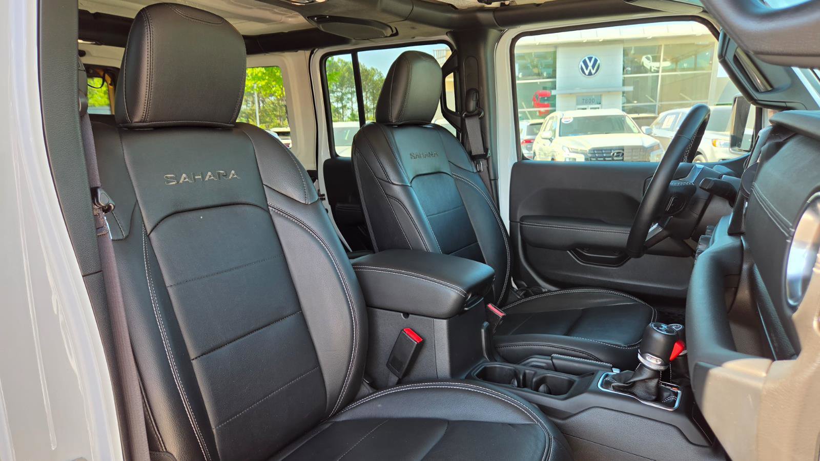 Used 2023 Jeep Wrangler Sahara w/ Cold Weather Group image 50