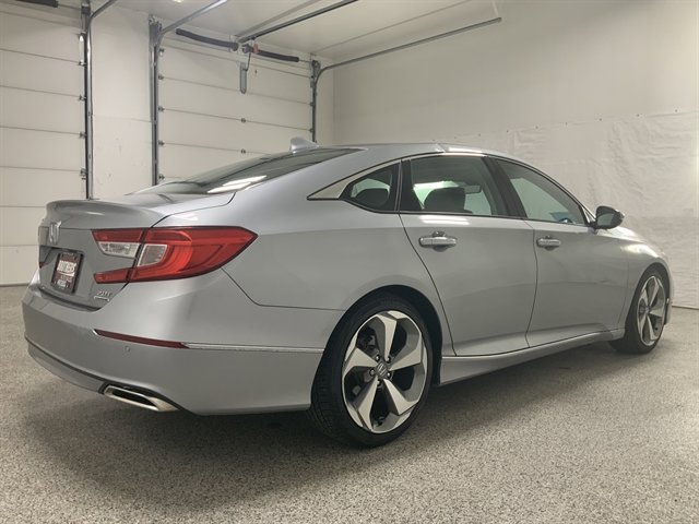 Used 2019 Honda Accord Touring image 5