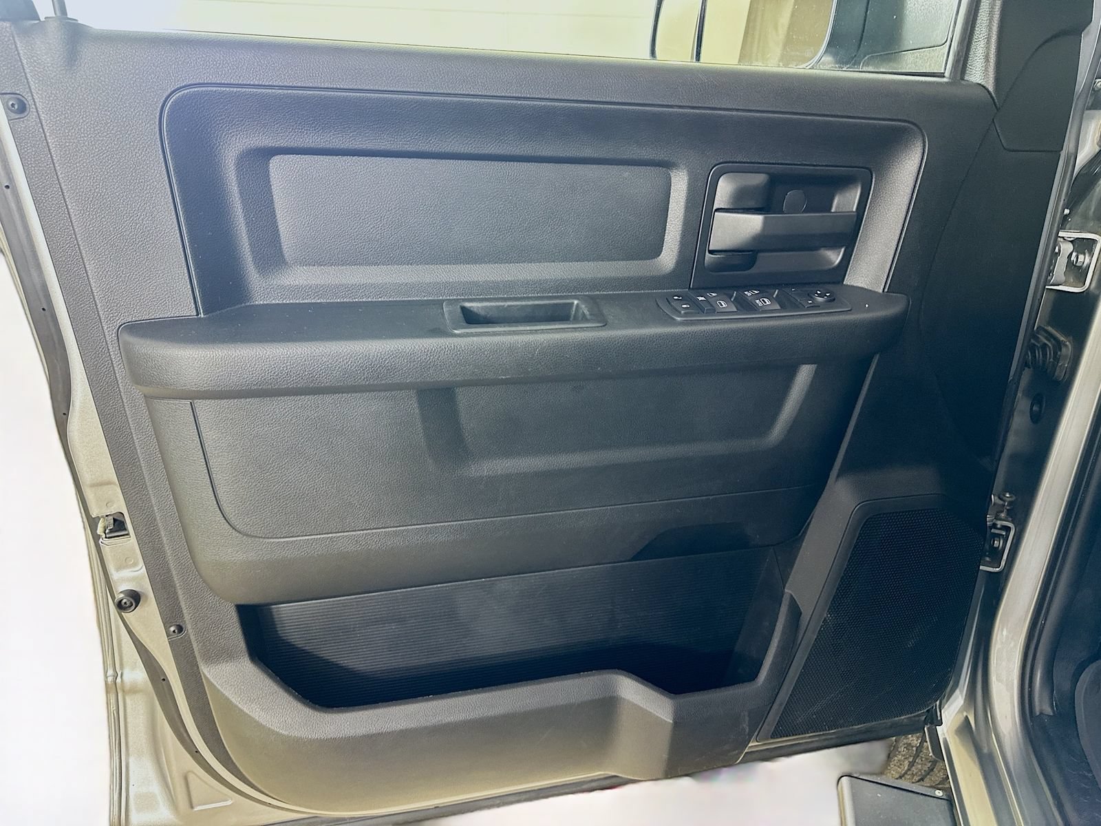 Used 2020 RAM 2500 Tradesman AWD/4WD image 16