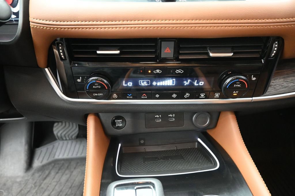 Used 2024 Nissan Rogue Platinum w/ Platinum Premium Package FWD image 29